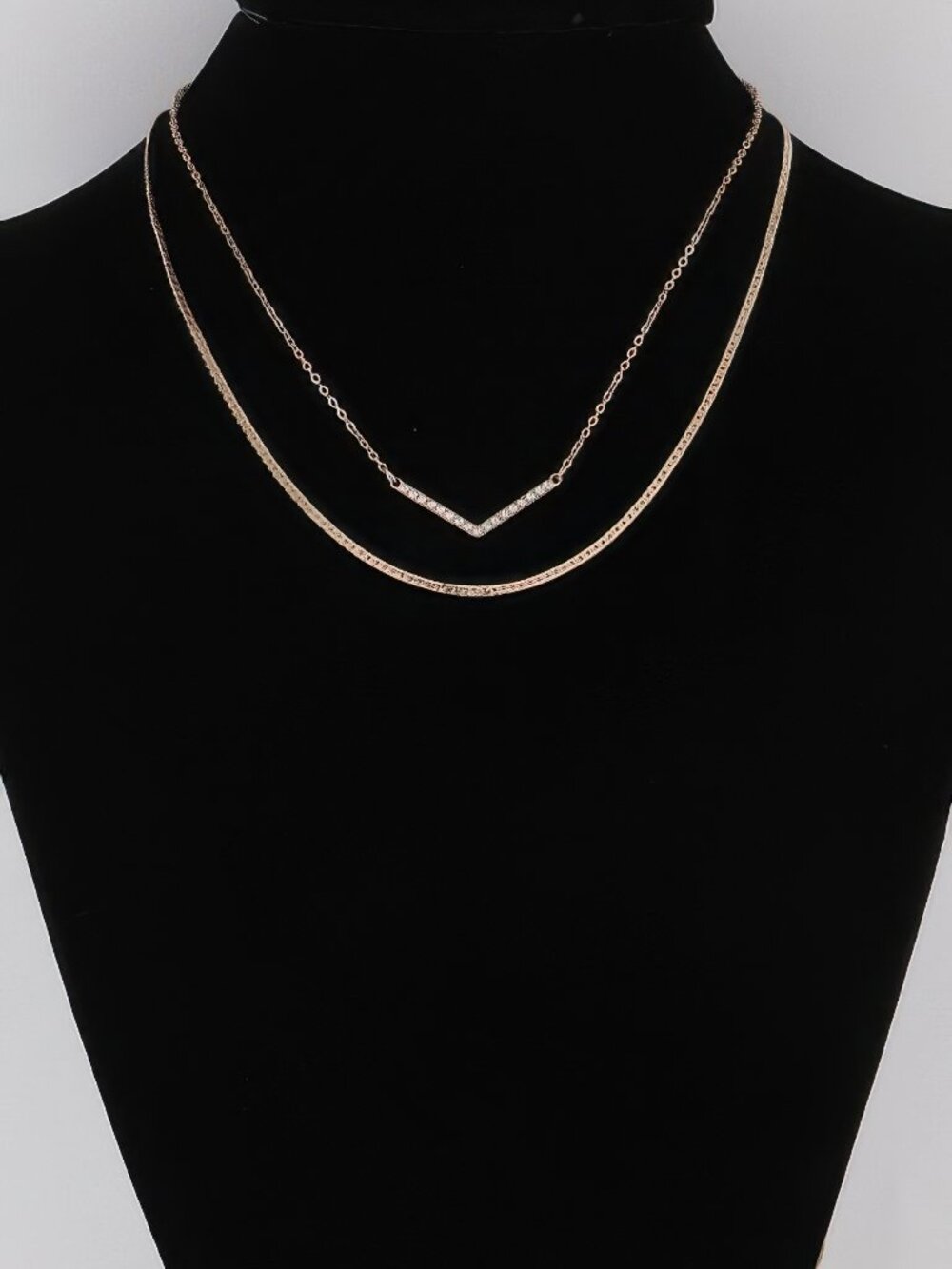 Pearled V Necklace